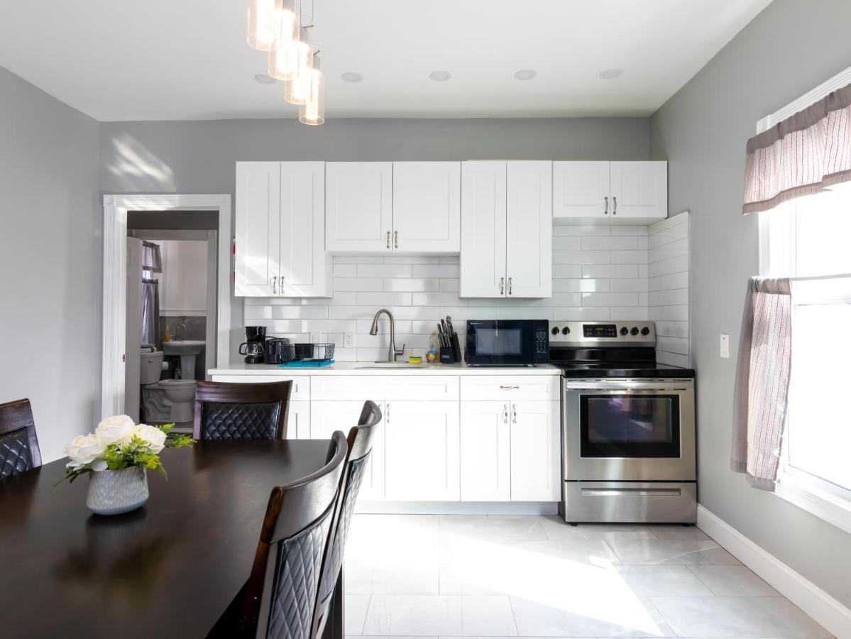 Lovely 4Br Near The Falls And Casino Niagarafallen Exteriör bild